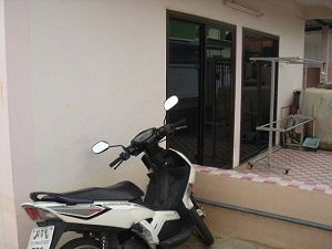 picture    PERSIN     ROOM FOR RENT SPACHIAL PRICE   1500  BATH available 2 foor date 16/9/66 - 2/5