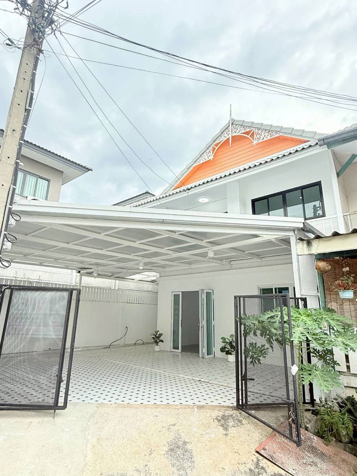 รูป ขายทาวน์เฮ้าส์ใหญ่ 4 ห้องนอน หมู่บ้านพฤกษา 14 A ใกล้ BigC บางใหญ่ - รูปที่ 1/10