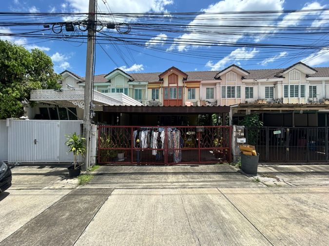 3-bed townhouse for sale, 126 sqm, 28.5 sq wah, Pruksa Ville 37 Watcharapol - Permsin