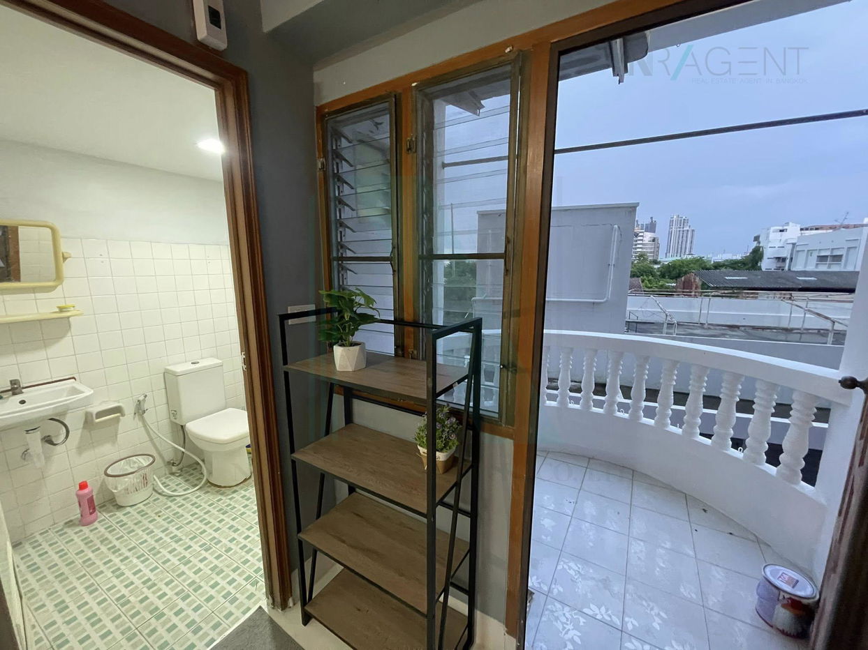 picture 🎊 For Rent Condo SAILOM CONDOTEL Building 1, Floor 3,Studio, Room size 27.00 sqm - 3/8