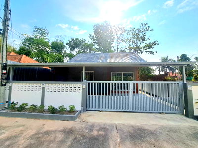 บ้านเดี่ยว เชียงใหม่ : ขายบ้านเดี่ยวชั้นเดียว  2 ห้องนอน  2 ห้องน้ำ  1 ห้องครัว  2 ที่จอดรถ