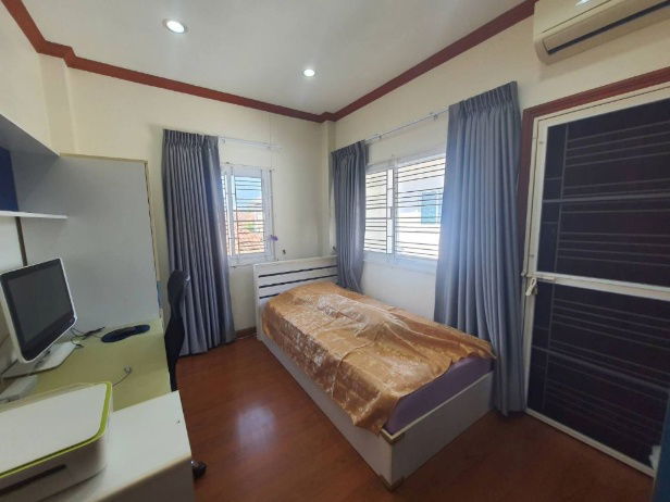 รูป ขายบ้านเดี่ยว 2 ชั้น หมู่บ้านมนตรีปาร์ค ศรีราชา พื้นที่ 80.1 ตรว. ทำเลดี ใกล้ถนนสุขุมวิท เดินทางสะดวก เพียง 4.5 ล้าน - รูปที่ 5/13