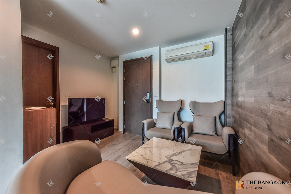 picture Great price, prime location RHYTHM Sathorn-Narathiwas - 7/10