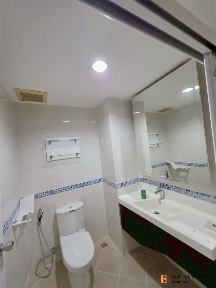 picture Easy Travel, Fully Utilized Space Life@Ratchada - Huaikhwang near MRT Huai Khwang Station - 8/10