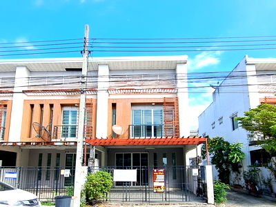 ทาวน์โฮม กรุงเทพมหานคร : D060 : บ้านอาร์เค พาร์ค รามอินทรา-คู้บอน