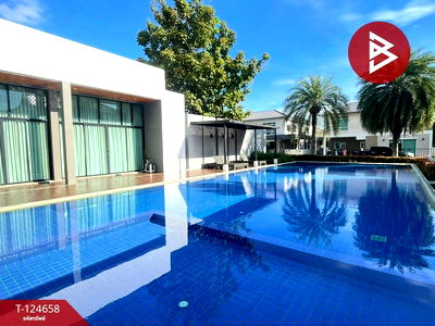 บ้านแฝด บ้านบึง ชลบุรี : ขาย บ้านแฝด 2 ชั้น คาซ่าวิลล์ บ้านบึง (Casa Ville Baanbueng) เนื้อที่ 37.7 ตารางวา