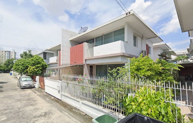 รูป พร้อมเฟอร์ฯครบ 3นอน ตลาดใจโต300ม. ตลาดเคหะบางพลี ให้เช่าบ้าน 2ชั้น หรูหรา 38ตร.วา. รร.เกวลินวิทยา 1.8 กม. ทำเลดี รพ.จุฬารัตน์5 1.7 กม. - รูปที่ 1/8