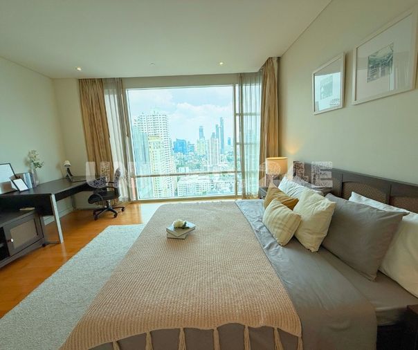2-bed condo for rent, 105.3 sqm, Fullerton