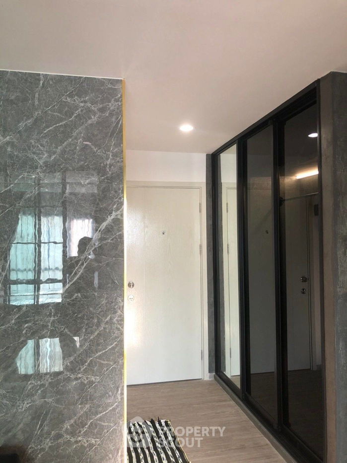 picture 1-BR Condo at Reach Phahonyothin 52 in Khlong Thanon (ID 2380662) - 3/11