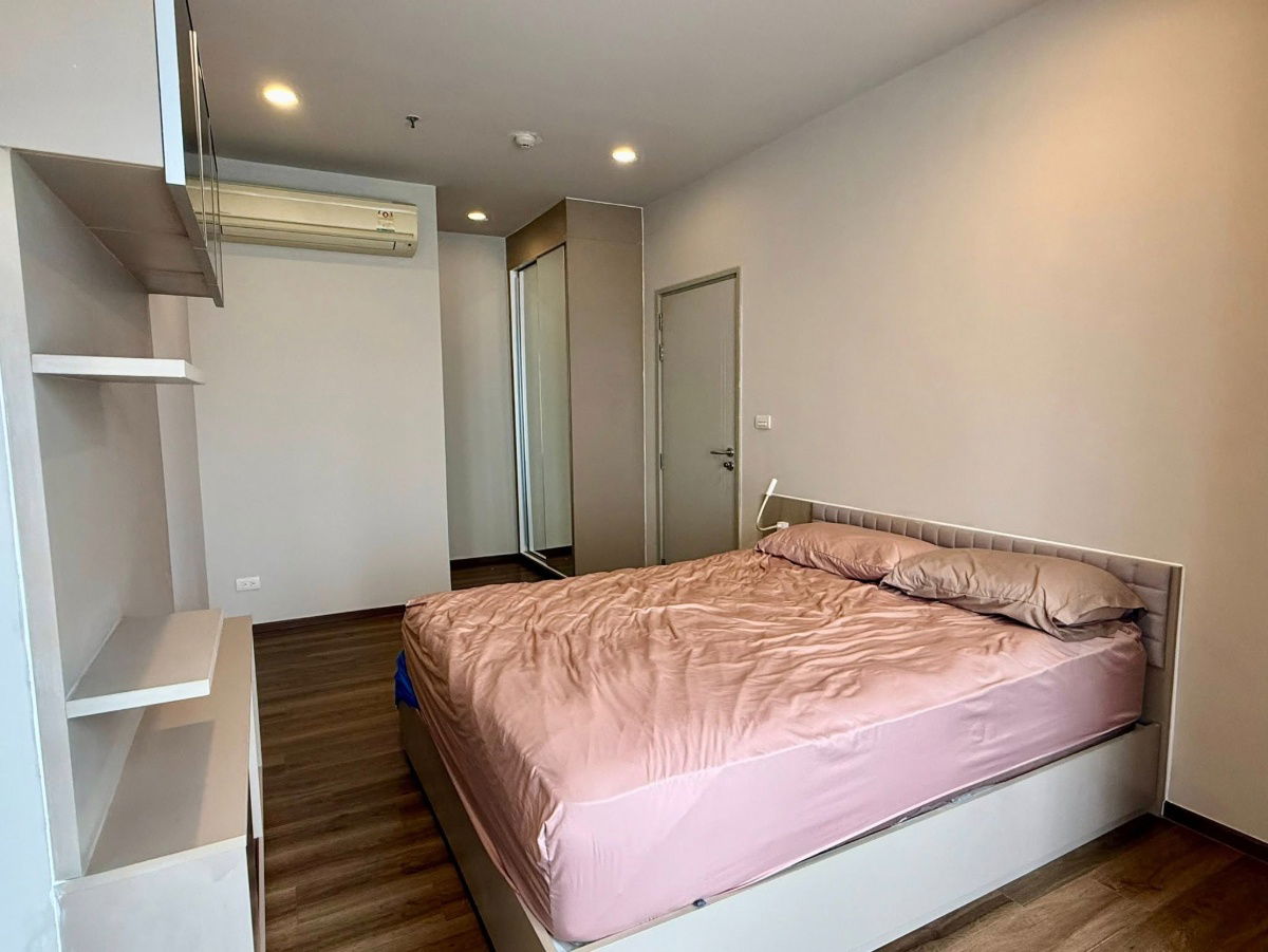 picture 🔥Hot Deal🔥 For Rent 📌 Onyx Phaholyothin (Line ID: @arent) Negotiable price! ✅ We also manage many other projects great deals on every rental! - 2/2