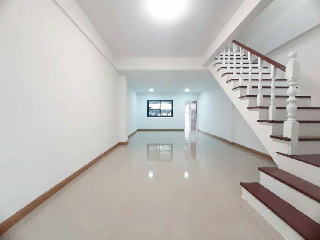 รูป ขายบ้าลาดพร้าว 87 แยก 8 โมเดิร์นมินิมอล ใกล้ศูนย์การค้า CDC เลียบด่วน - รูปที่ 7/11