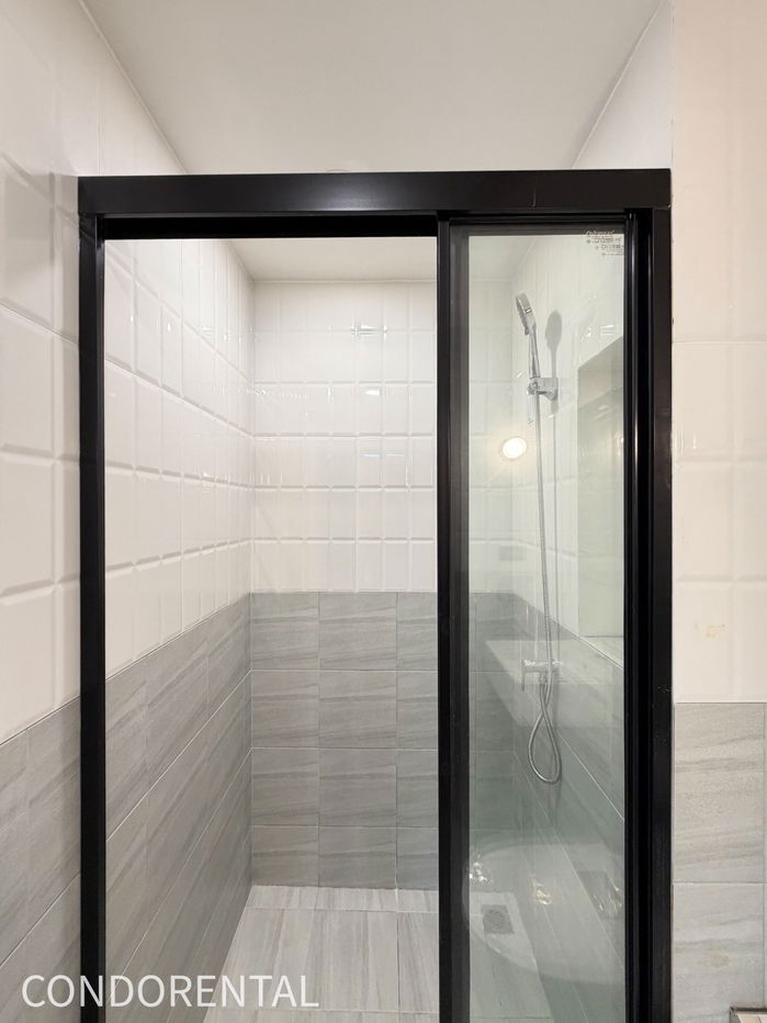 picture @Condorental condo for rent Groove Scape Ladprao - Sutthisan - 17/18