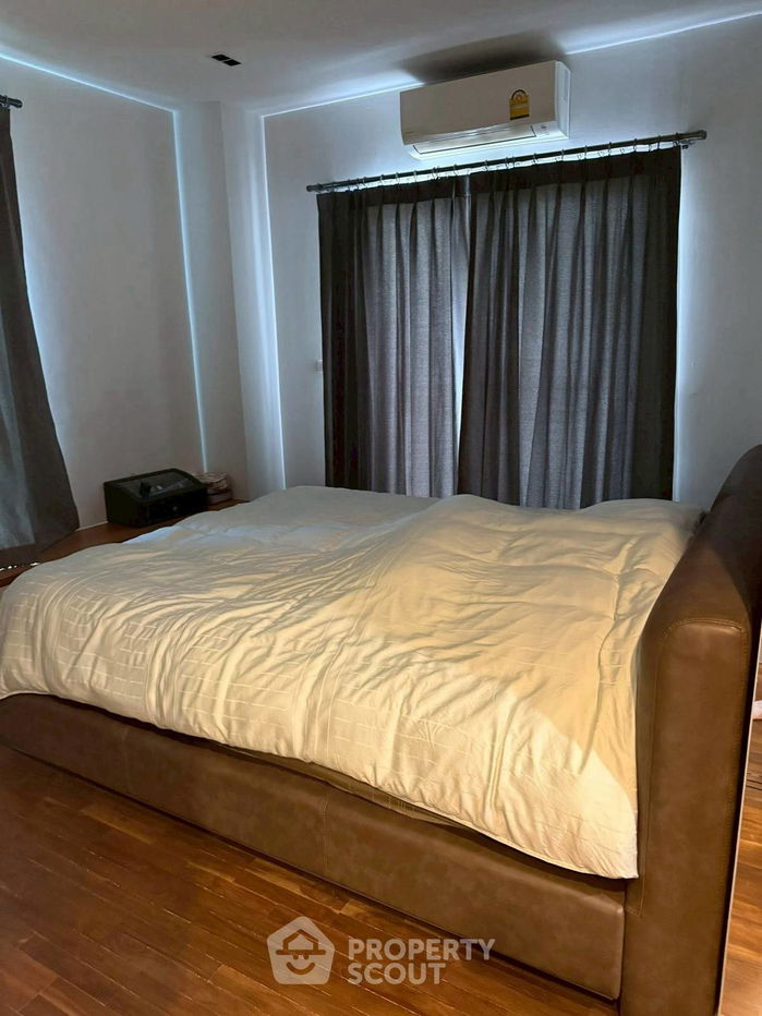 picture 2-BR Condo at The Niche Mono Peak Bangna near BTS Bang Na (ID 2380474) - 3/12