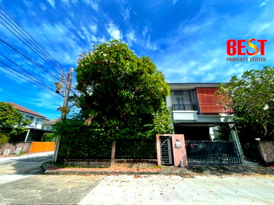 Houses for sale Bangkok : Best Deal Corner Detached House, Ready to Move In – The Plant Rama 9-Wongwaen 2 Village by Pruksa