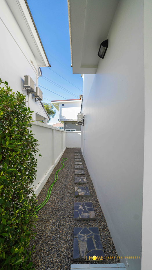 รูป ให้เช่าบ้านเดี่ยวสองชั้น   4 ห้องนอน 3 ห้องน้ำ  1 ห้องครัว 2 ที่จอดรถ - รูปที่ 6/39