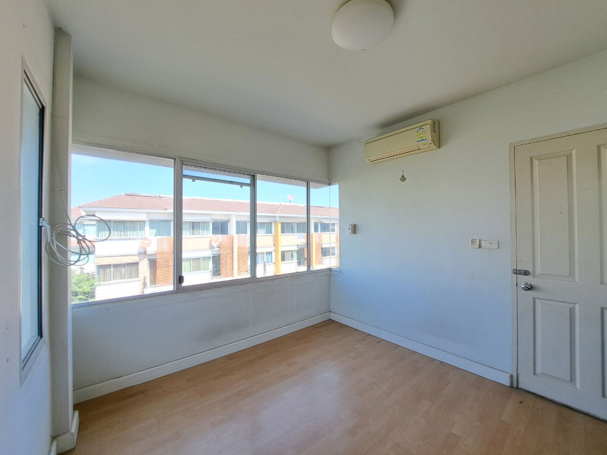 รูป AJ 0381 : ทาวน์พลัส สุวรรณภูมิ - รูปที่ 12/14