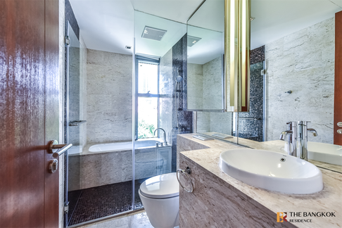 เดอะ พาโน เอกสิทธิ์แห่งความหรูหราบนทำเลเศรษฐกิจ