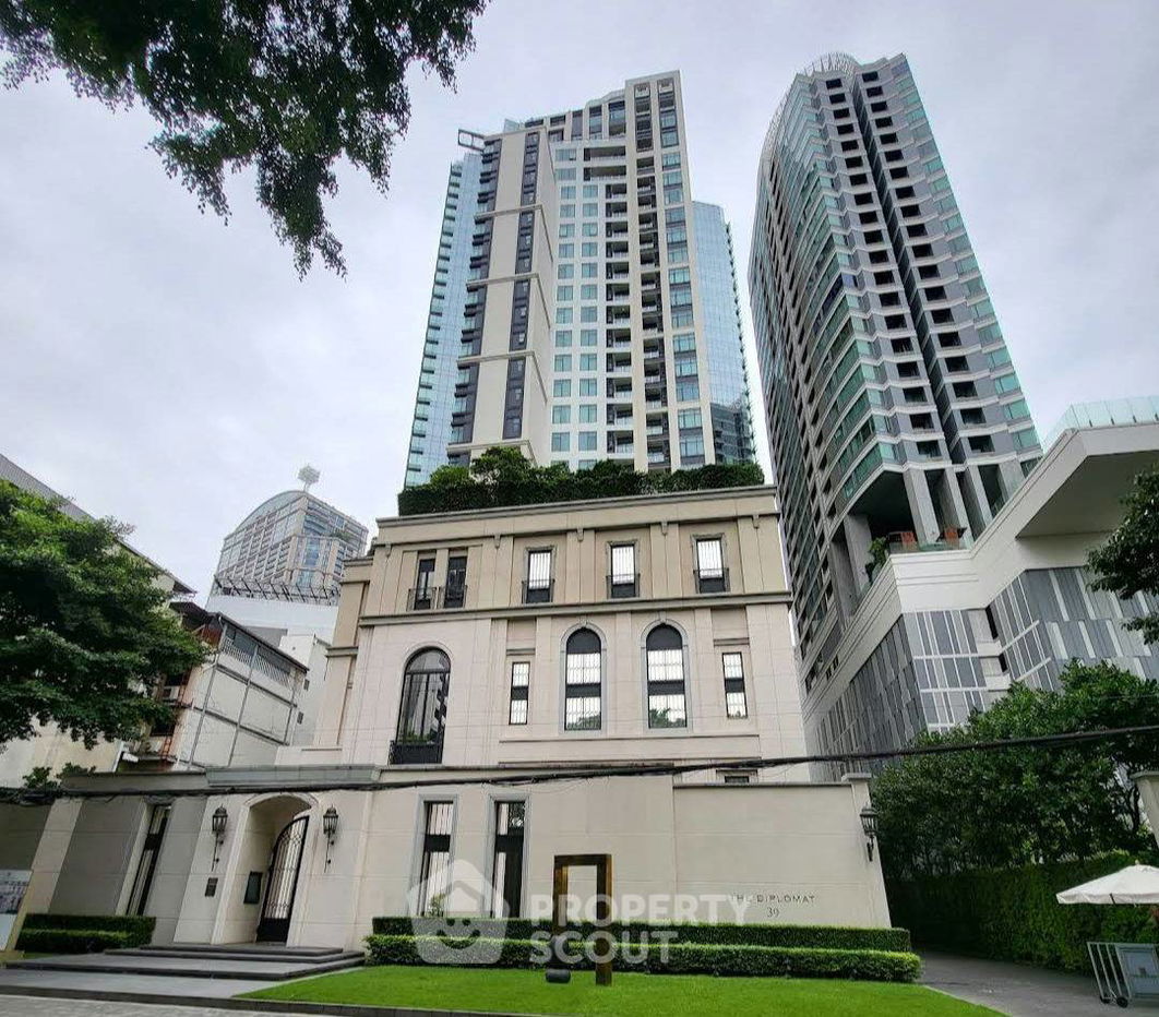 picture 2-BR Condo at The Diplomat 39 near BTS Phrom Phong (ID 2353633) - 8/8