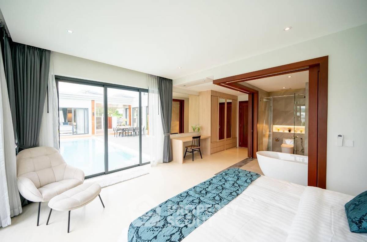 picture 3-BR Villa at Thipurai Luxury Pool Villa close to Hua Hin City (ID 2380798) - 4/8