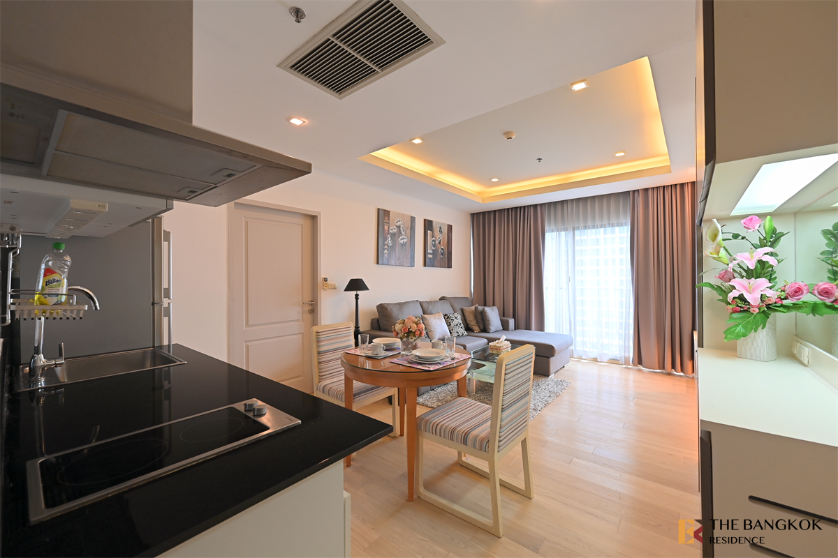 picture Noble Refine Move-in Ready, Just Bring Your Bags near BTS Phrom Phong - 6/10