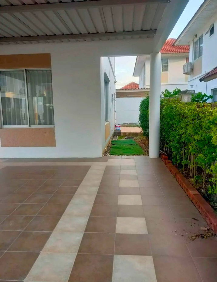 รูป ขายบ้านเดี๋ยว 2 ชั้นสไตส์โมเดิร์น หมู่บ้านกลางสวน โรงโป๊ะ พัทยา - รูปที่ 3/14