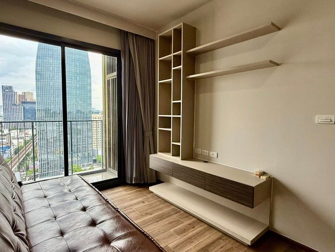 🔥Hot Deal🔥 For Rent 📌 Onyx Phaholyothin (ID Line : @arent) ต่อรองได้ ห้องปล่อยออกไวมาก!! ✅ เรามีสต็อกอีกหลายโครงการ ตอบไวมาก มีข้อเสนอดีๆทุกดีล