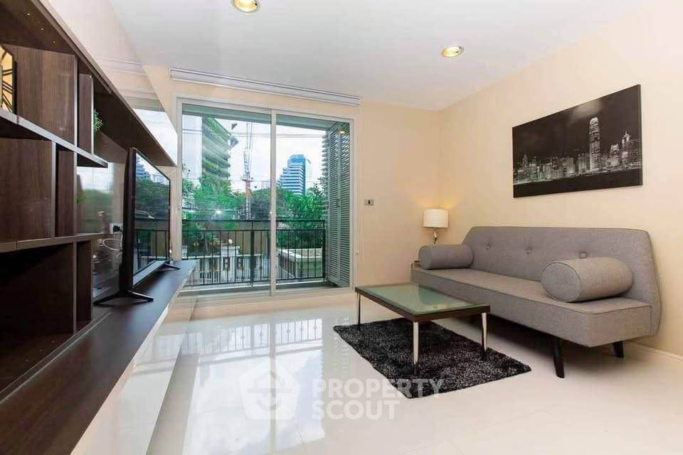 picture 2-BR Condo at The Crest Sukhumvit 24 near BTS Phrom Phong (ID 2243499) - 1/4