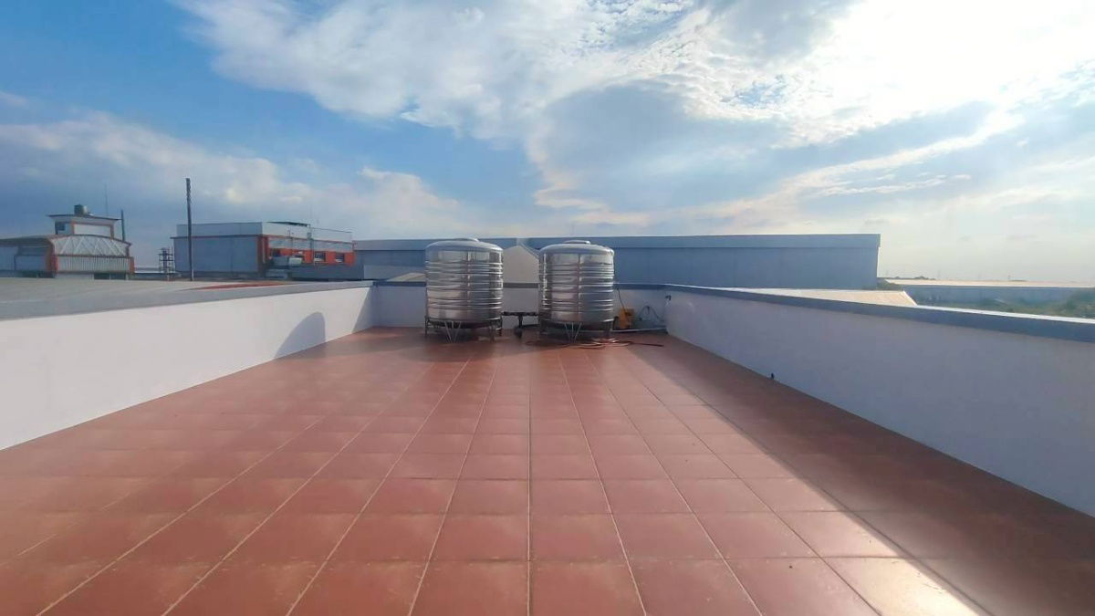 picture Land for sale, 4-0-10 rai, with an office building and a 3-story residential house on Bang Bua Thong Road, Suphanburi. - 10/33