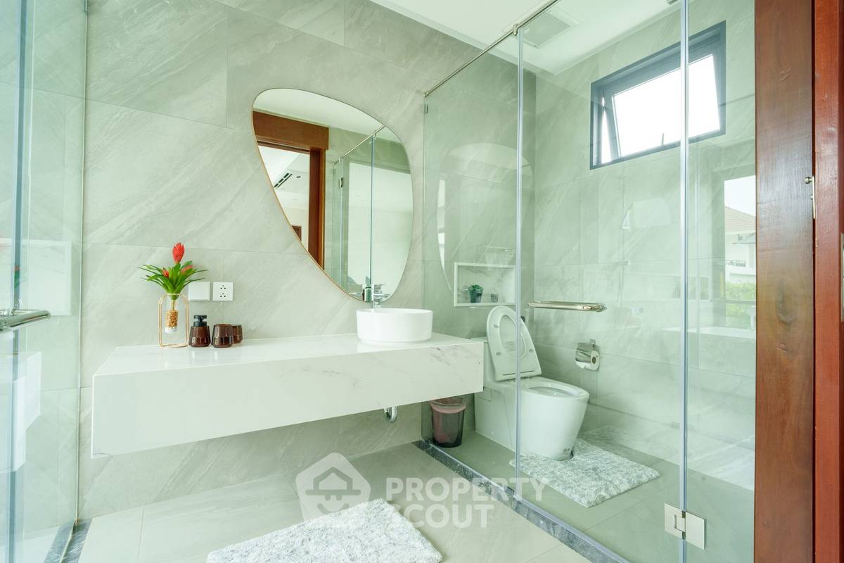 picture 3-BR Villa at Thipurai Luxury Pool Villa close to Hua Hin City (ID 2380798) - 6/8