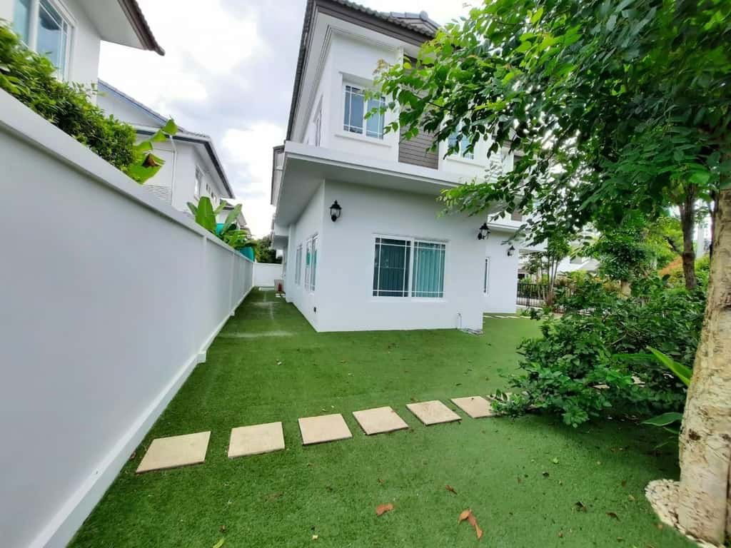 picture Corner House for Rent in the Luxury Project Siri Lake Siwalee Chiang Mai Located in Mae Hia area near Chiang Mai Airport  - 6/48