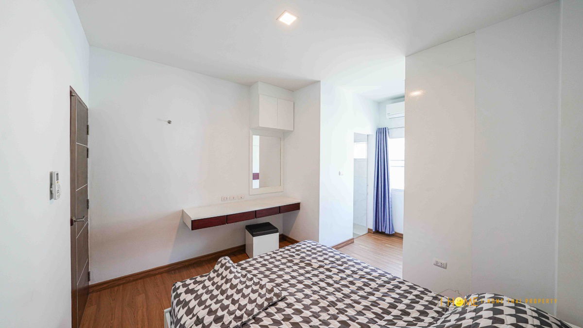 รูป ให้เช่าบ้านเดี่ยวสองชั้น   4 ห้องนอน 3 ห้องน้ำ  1 ห้องครัว 2 ที่จอดรถ - รูปที่ 34/39