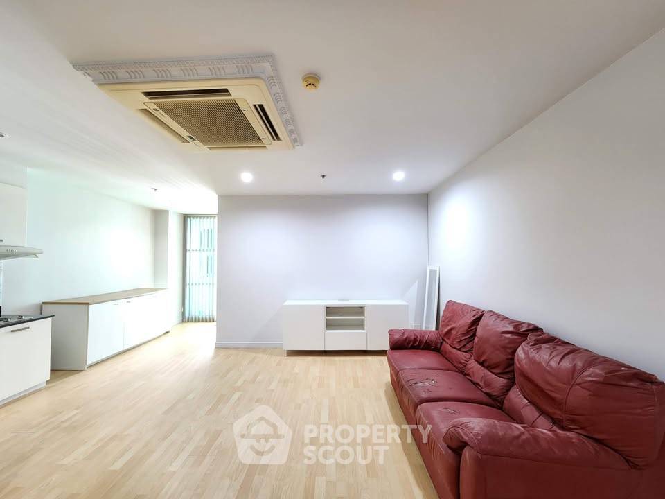 picture 1-BR Condo at Sukhumvit Living Town near MRT Phetchaburi (ID 2377944) - 2/16