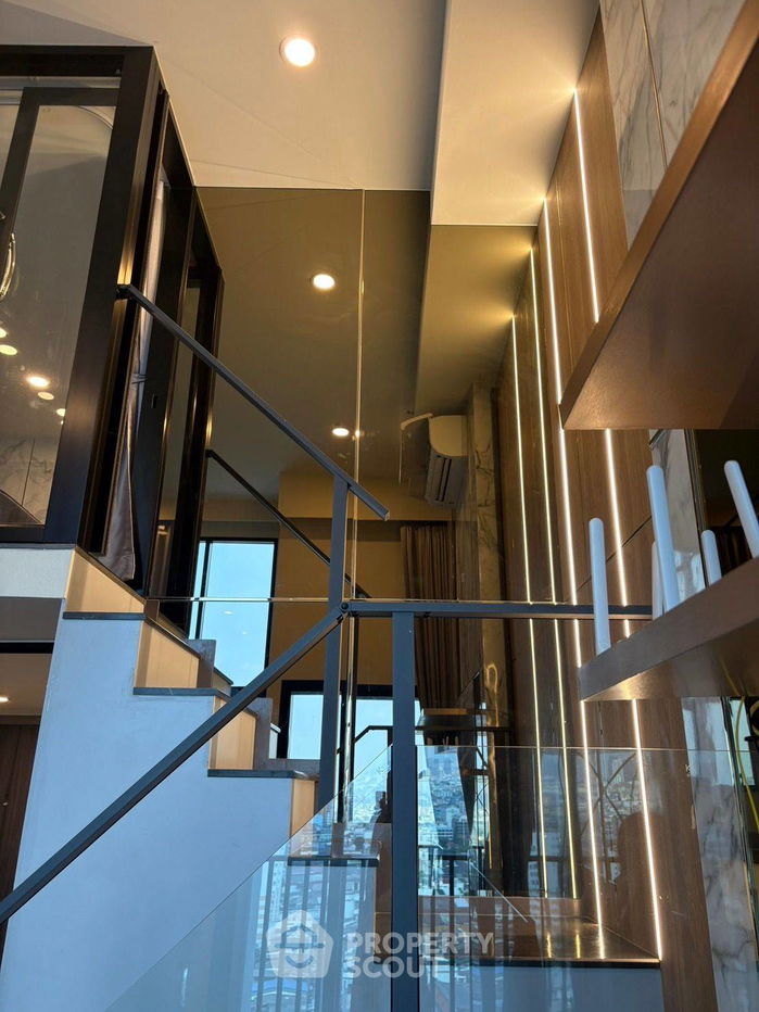 picture 1-BR Condo at Knights Bridge Space Rama 9 near MRT Phra Ram 9 (ID 2380281) - 8/10