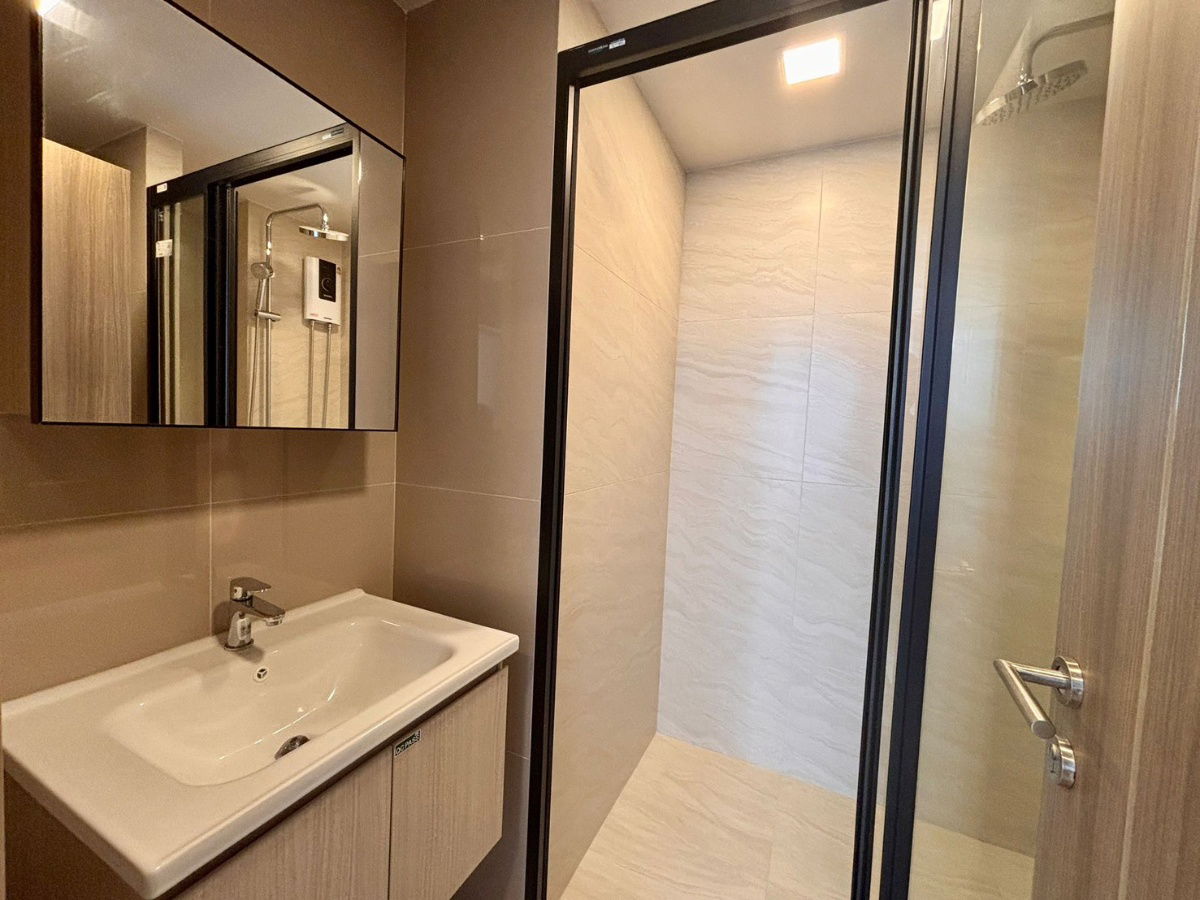 รูป ให้เช่าคอนโด The Base Rise 2 ห้องนอน ใหม่เอี่ยม ใกล้โรงเรียนนานาชาติเฮดสตาร์ท และเซ็นทรัลภูเก็ต - รูปที่ 10/10