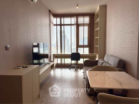 คอนโด 1-ห้องนอน ที่ ริธึ่ม เอกมัย เอสเตท ใกล้ BTS ทองหล่อ (ID 2373669)