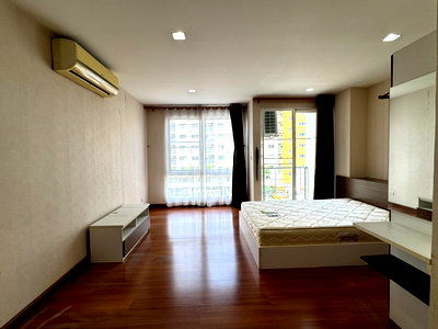 ขายคอนโด :  คอนโดห้องมุมพร้อมอยู่! 🌿 Airlink Residence อาคาร 1 ชั้น 4 ขนาด 32 ตร.ม. ใกล้สนามบินสุวรรณภูมิ เดินทางสะดวกสุดๆ เพียง 1.29 ล้านบาทเท่านั้น 💎