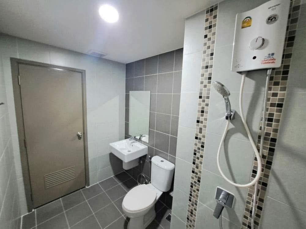 picture For rent: B Condo near Bangkok University - 8/12