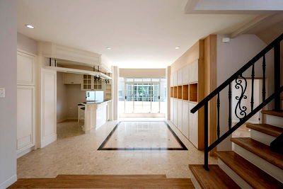 บ้านเดี่ยว ถนนเฉลิมพระเกียรติ ร.9 : ขายบ้านเดี่ยว รีโนเวทใหม่ หลังมุม “นันทวัน สวนหลวง ร.9” 88.6 ตรว. 280 ตรม. เขตประเวศ กรุงเทพ