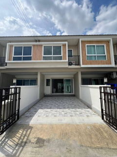 รูปภาพ ให้เช่าบ้านทาวน์โฮม 2 ชั้น ( มือหนึ่ง ) โนโววิลล์ คลอง 1 ซอย รังสิต - นครนายก 19 20 ตร.ว. ธัญบุรี ใกล้เซียร์รังสิต ใกล้ฟิวเจอร์พาร์ครังสิต