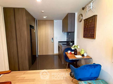 1-BR Condo at Via 49 near BTS Phrom Phong (ID 2379654)
