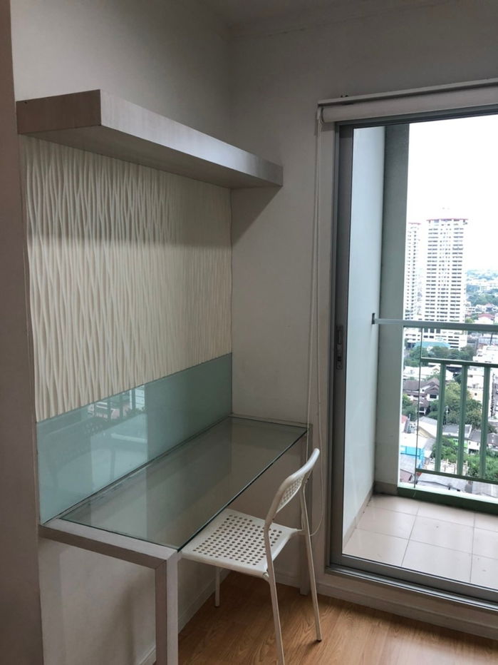 picture Fully furnished room for rent , near ARL and MRT Huamak station - 5/8