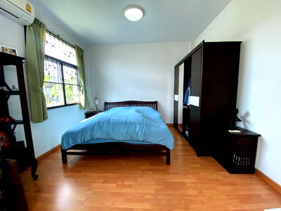 ทาวน์โฮม วิทยาลัยพยาบาลบรมราชชนนีศรีธัญญา : ขายทาวน์เฮ้าส์2ชั้น หลังริม ม.จิราวดี ซอยนนทบุรี 8 บ้านสภาพดี ทำเลดี พร้อมอยู่ 33 ตร.ว.