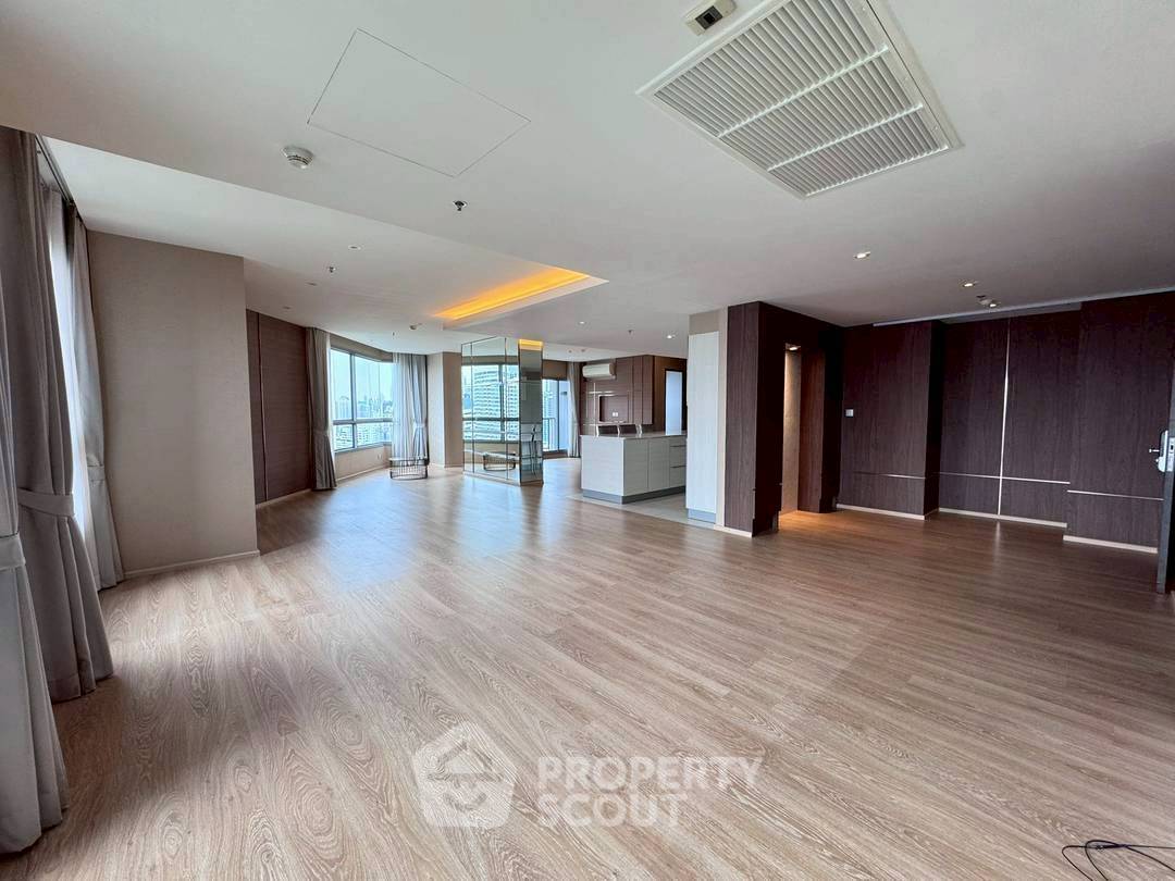 picture 3-BR Condo at H Sukhumvit 43 near BTS Phrom Phong (ID 2380574) - 1/17