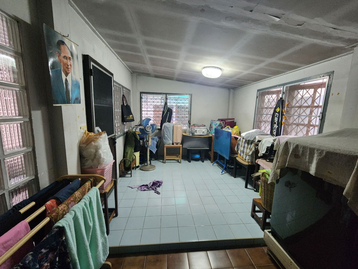picture 2-Storey Detached House for Sale, located in Supharuam Soi 44, Pracha Chuen Road, Bang Sue ,  Bangkok, with a land area of 1 ngan 9 square wah. - 5/15