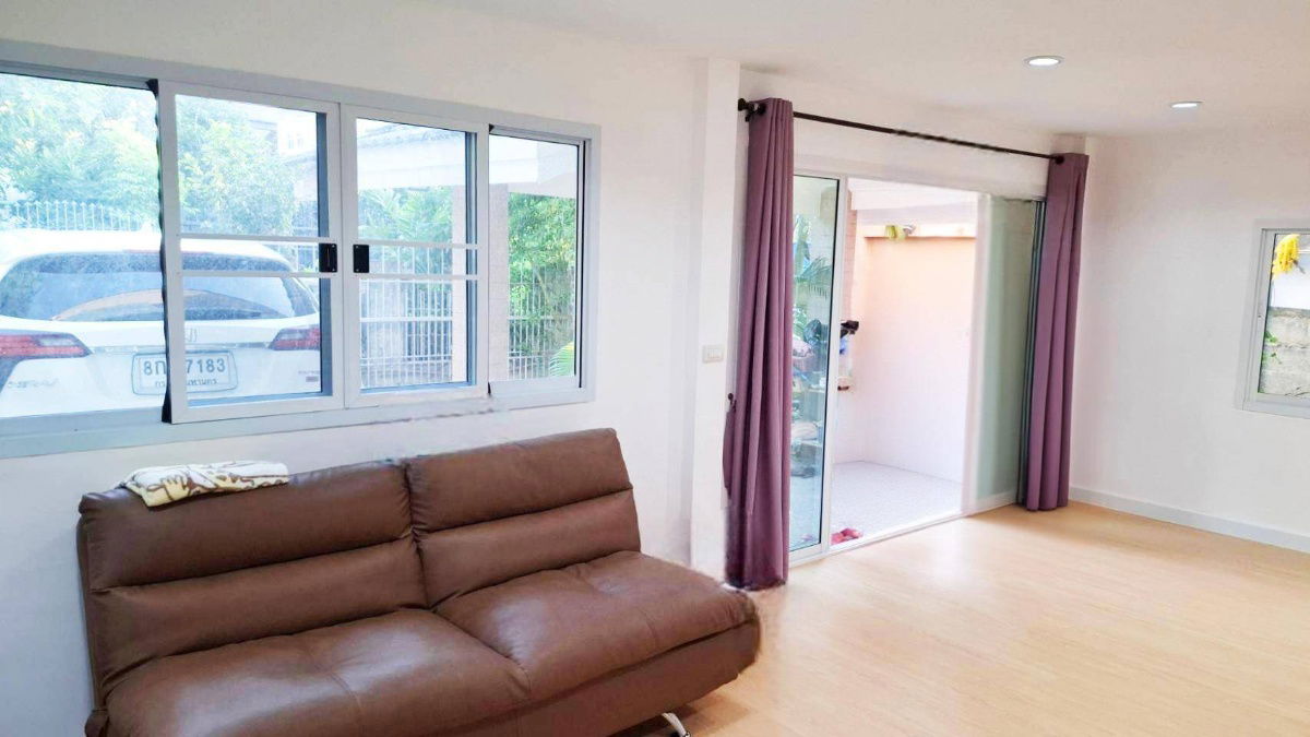 picture For rent, 2-Story Detached House, Renovated, beautiful house - 4/16