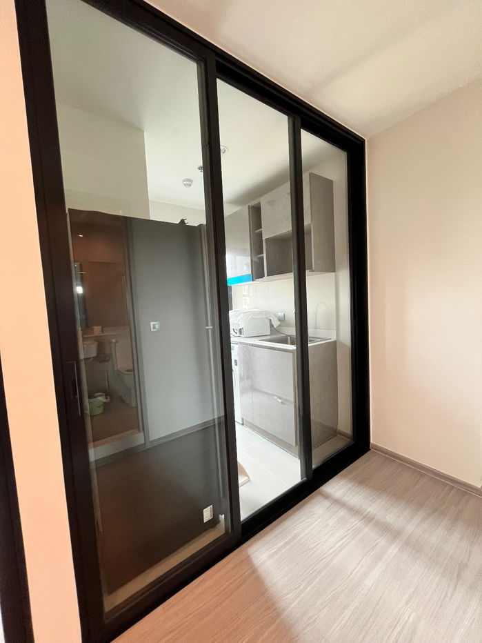 รูป ให้เช่าคอนโด ASPIRE เอราวัณ ไพร์ม ติด BTS ช้างเอราวัณ ตึก A  ตึกที่อยู่ด้านนอกติดถนน 32 ตรม - รูปที่ 4/16