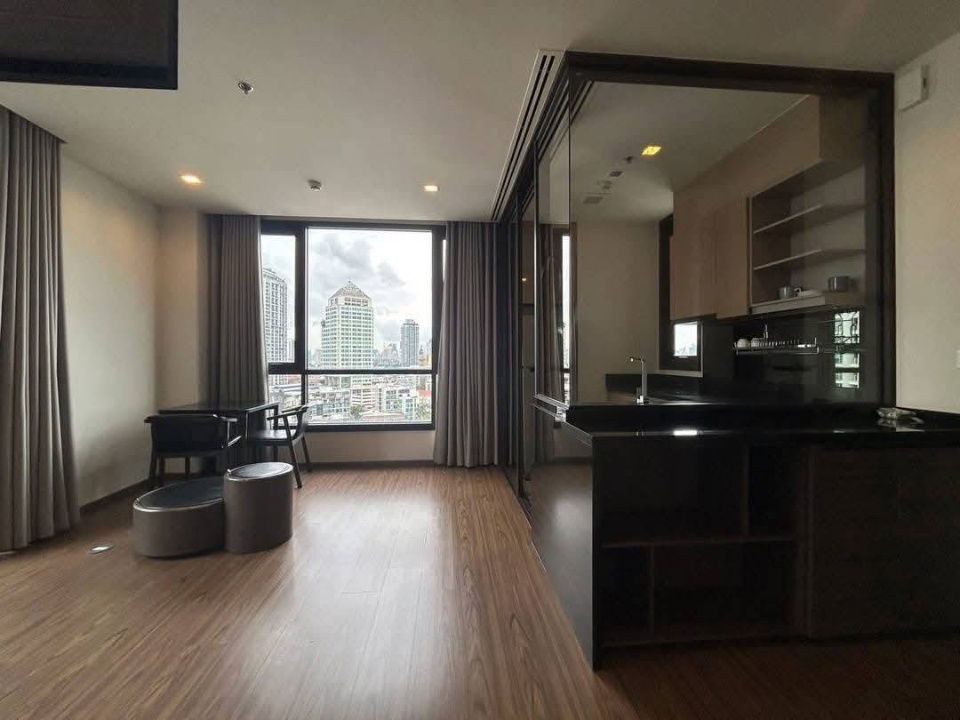 picture Selling below market price! The Line Sukhumvit 71, reduced by a million! Beautiful room, fully furnished and ready to move in. SW003127  - 10/10