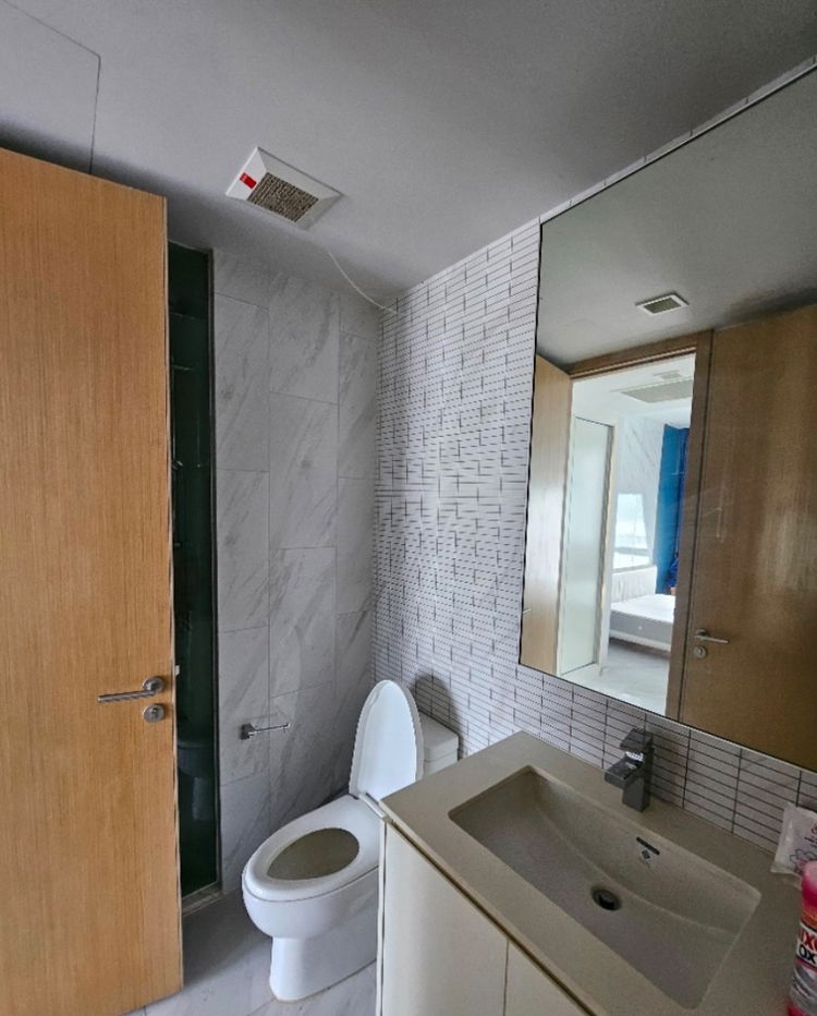 รูป เช่า ไฮด์ สุขุมวิท 11 สวย เฟอร์นิเจอร์ครบ ใกล้ BTS นานา สนใจแอตไลน์ครับ@841qqlnr - รูปที่ 6/6