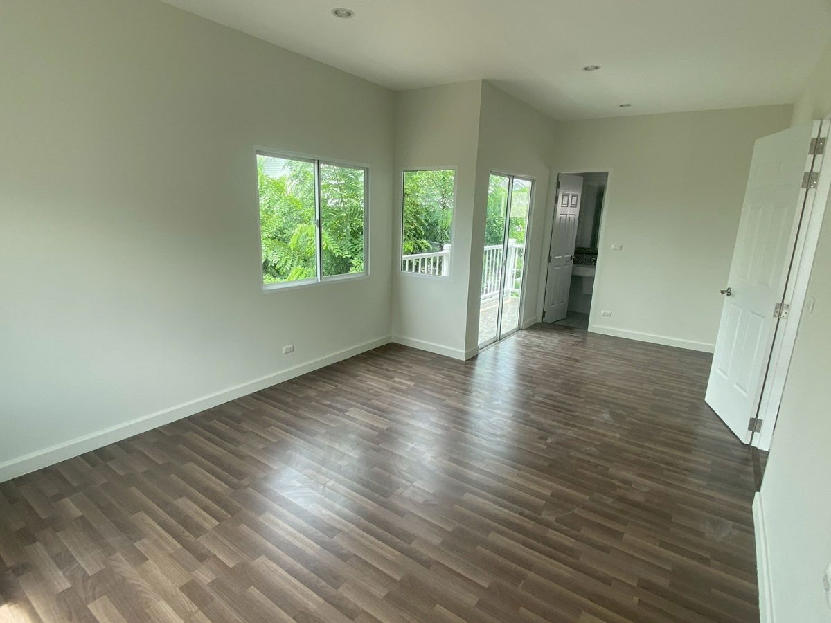 รูป JK2 6240274 : อิคอนเนเจอร์ พระราม 2-เทียนทะเล - รูปที่ 15/17