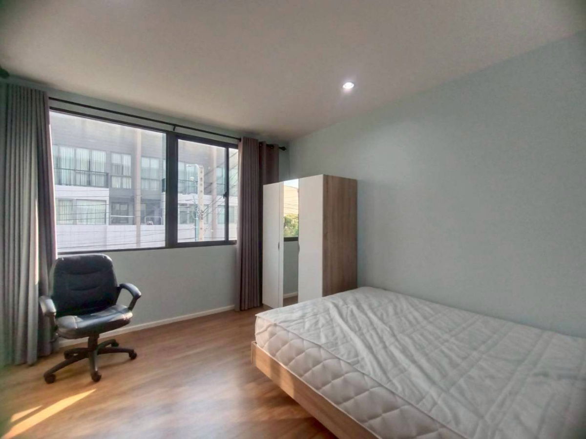 รูป Townhome for rent บ้านกลางเมือง พระราม9 กรุงเทพกรีฑา ตกแต่งครบ สวย พร้อมอยู่  - รูปที่ 8/14